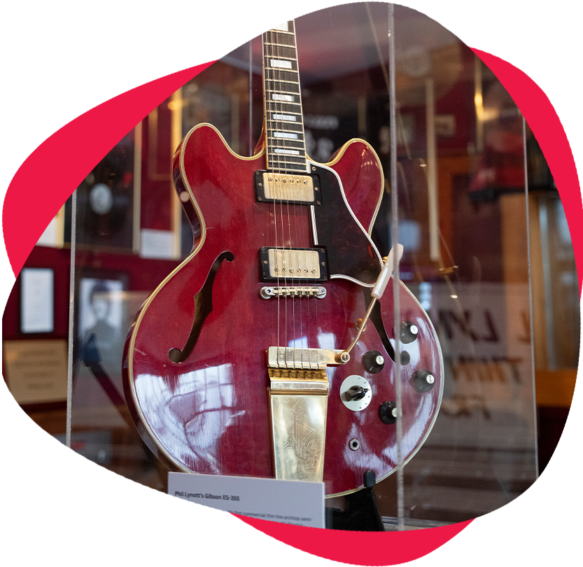 Vintage instruments and equipment | Irish Rock 'n' Roll Museum