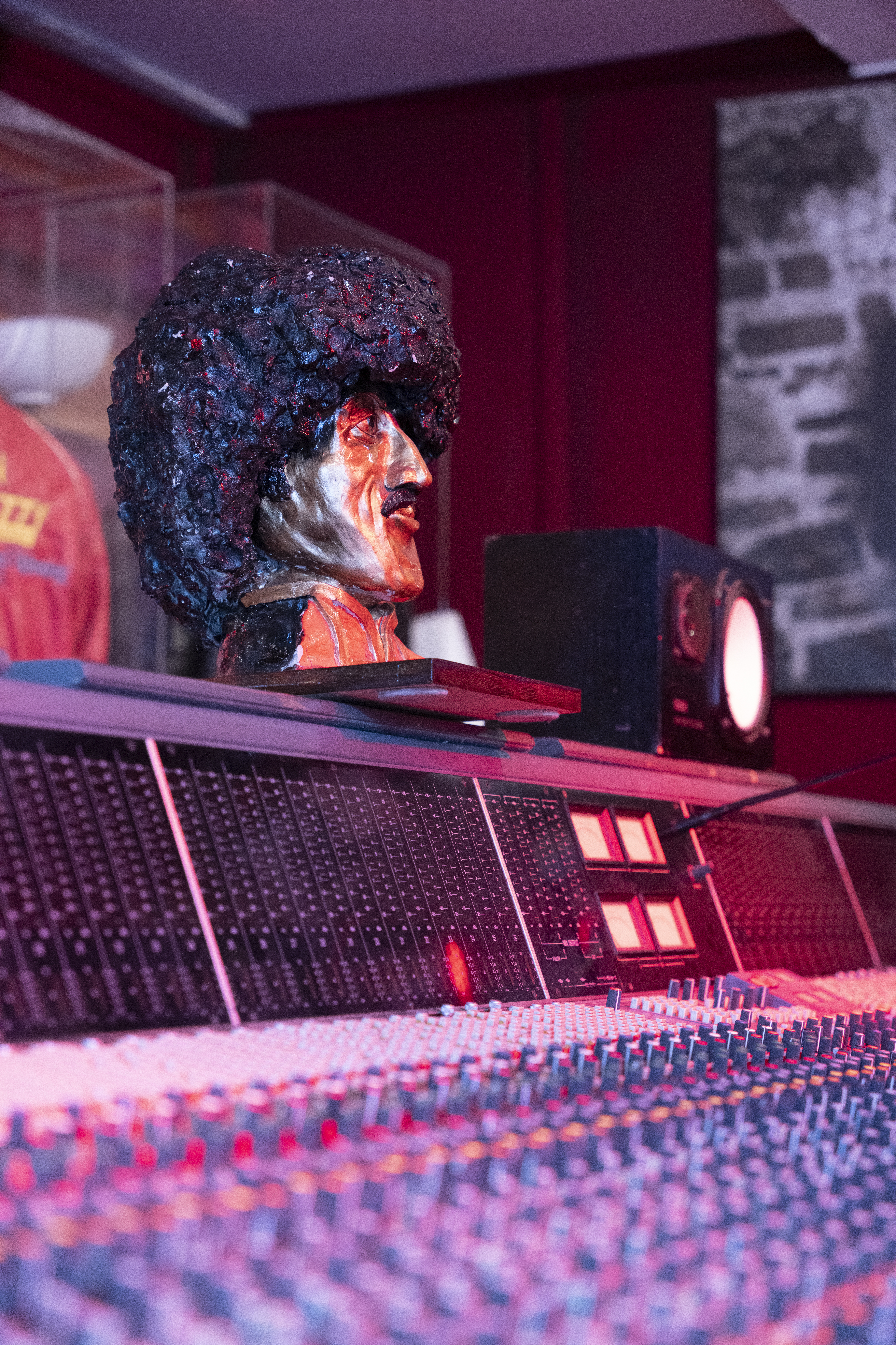 Thin Lizzy head